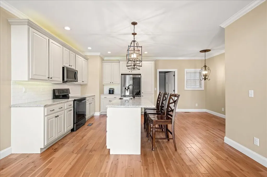 200 Crooked Creek Drive London KY 40744