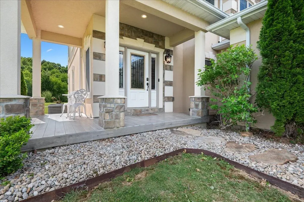 200 Crooked Creek Drive London KY 40744