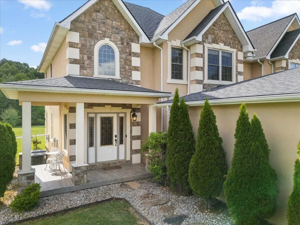 200 Crooked Creek Drive London KY 40744