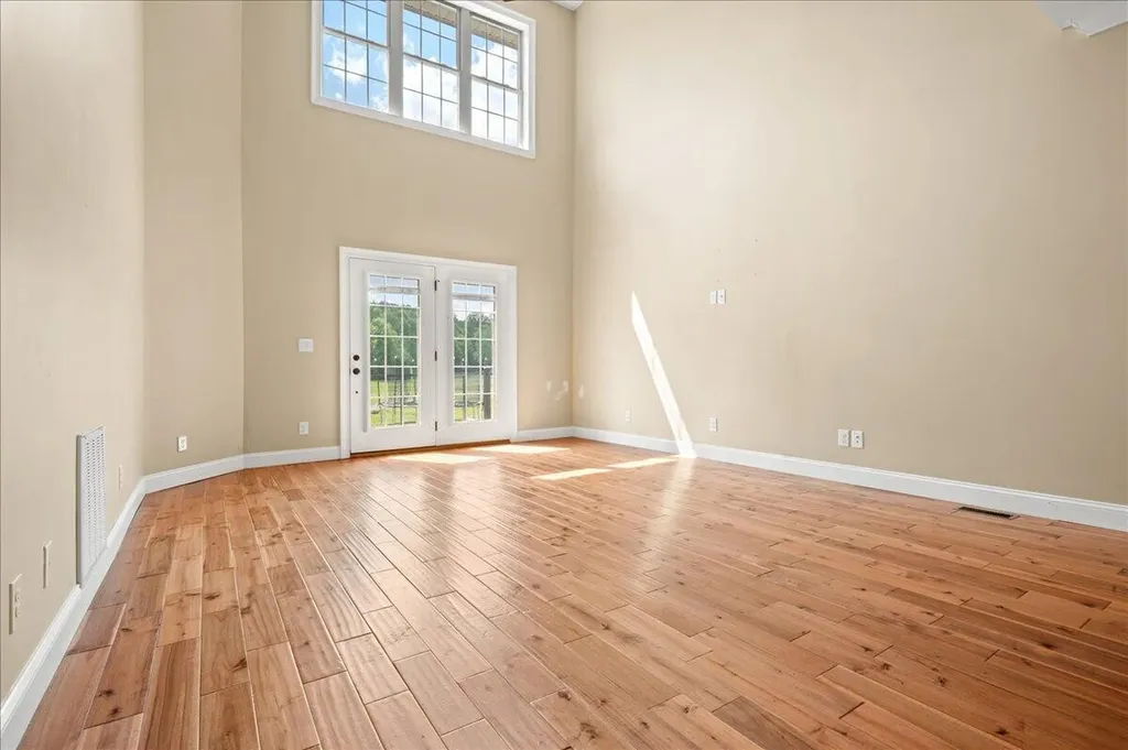 200 Crooked Creek Drive London KY 40744