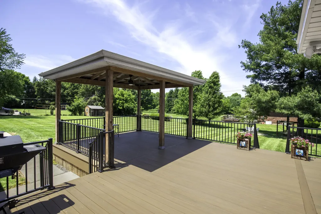 1651 Donelwal Drive Lexington KY 40511
