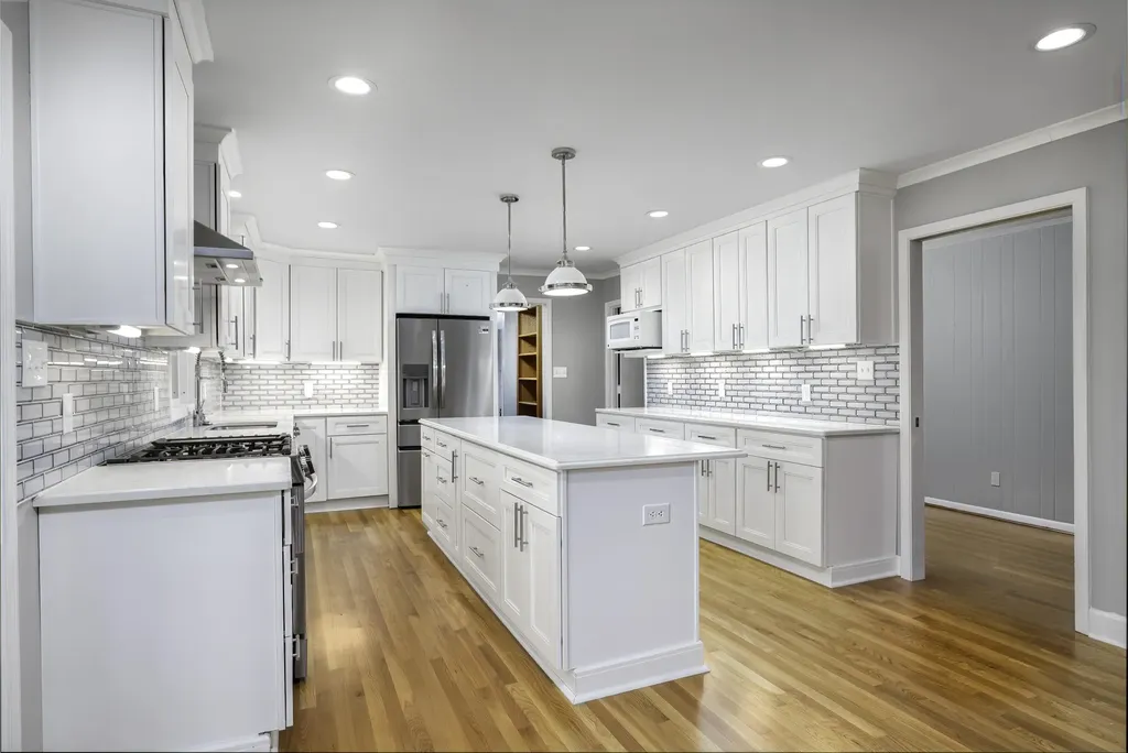 1651 Donelwal Drive Lexington KY 40511
