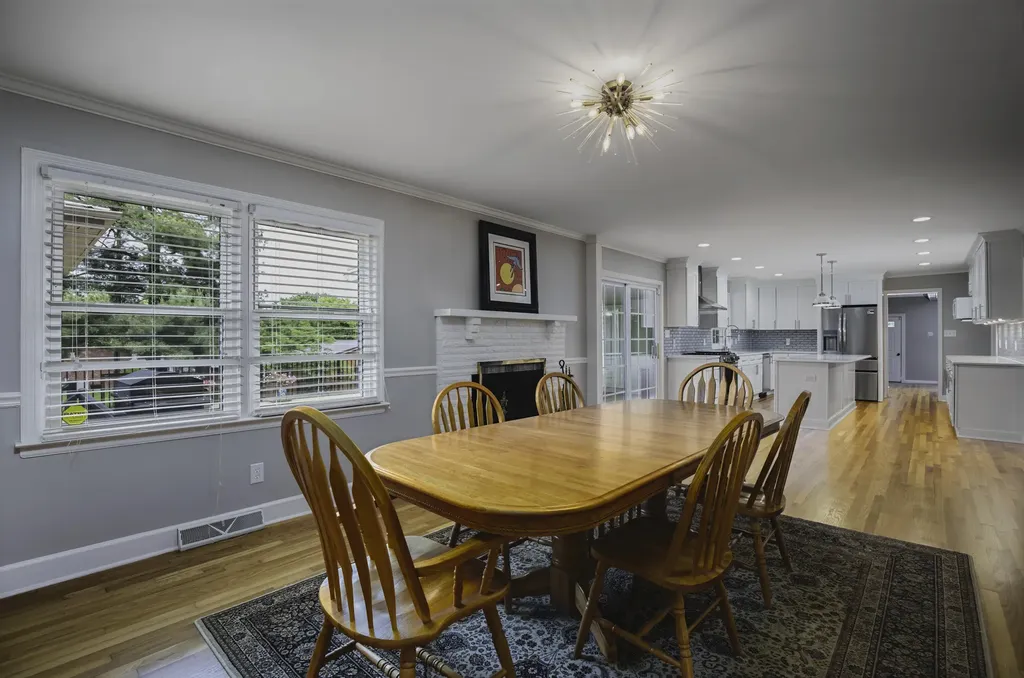 1651 Donelwal Drive Lexington KY 40511