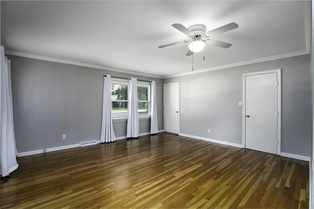1651 Donelwal Drive Lexington KY 40511