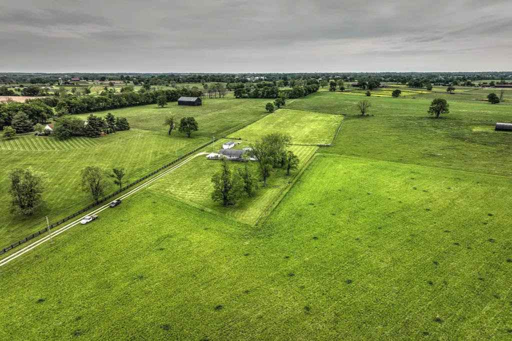 1569 Newtown Pike Georgetown KY 40324