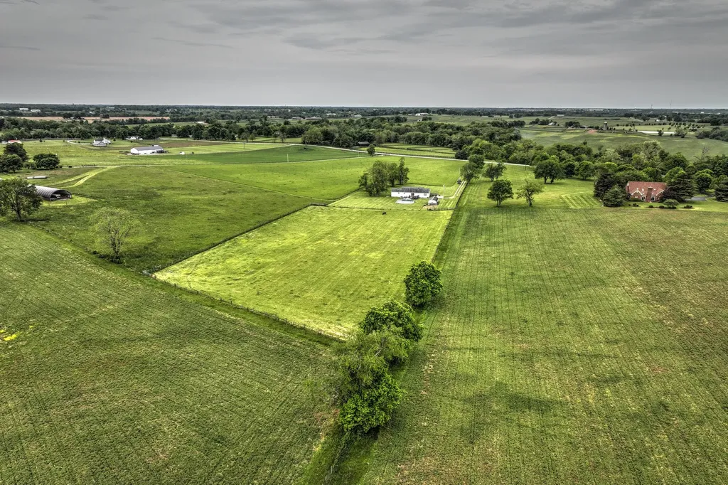 1569 Newtown Pike Georgetown KY 40324