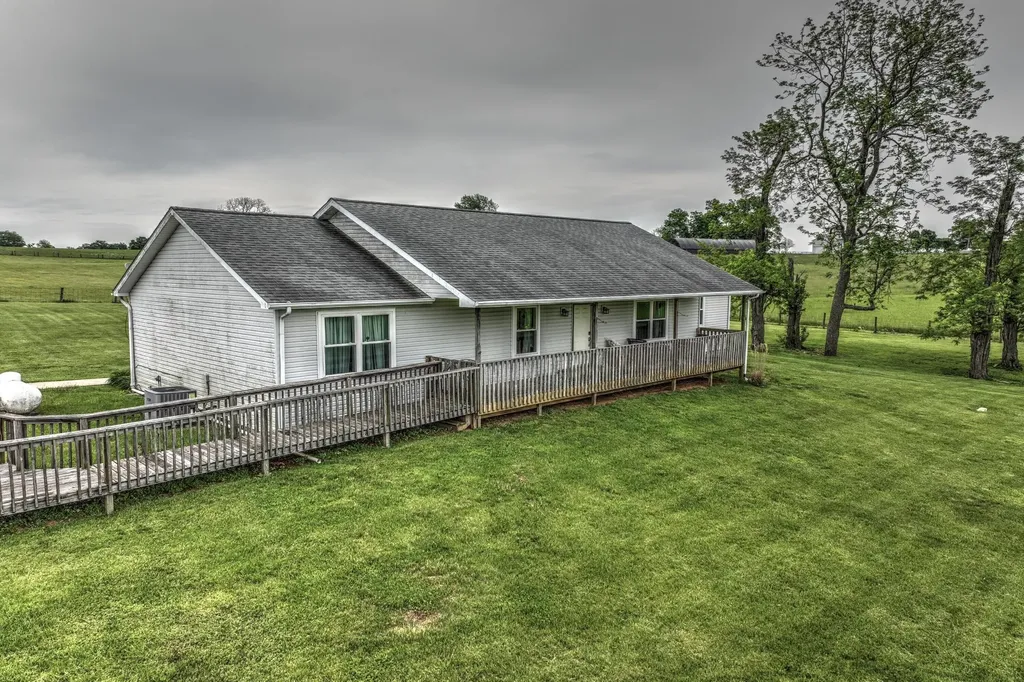 1569 Newtown Pike Georgetown KY 40324