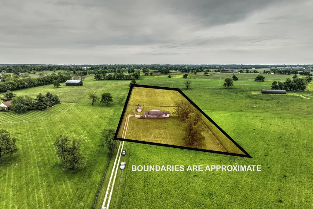 1569 Newtown Pike Georgetown KY 40324