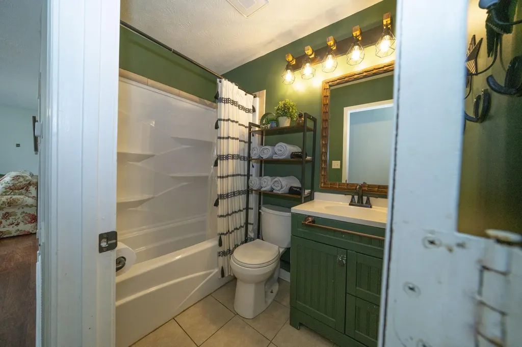 213 Barnett Street Somerset KY 42501