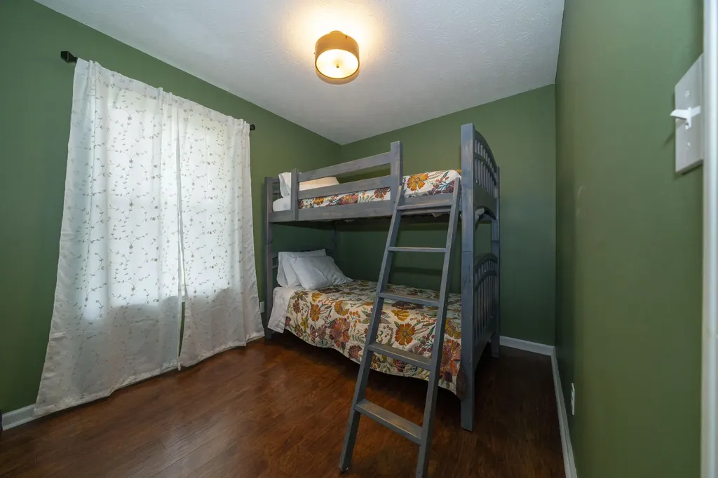 213 Barnett Street Somerset KY 42501