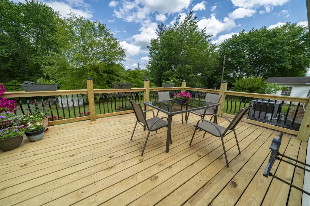 213 Barnett Street Somerset KY 42501