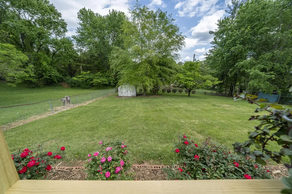 213 Barnett Street Somerset KY 42501