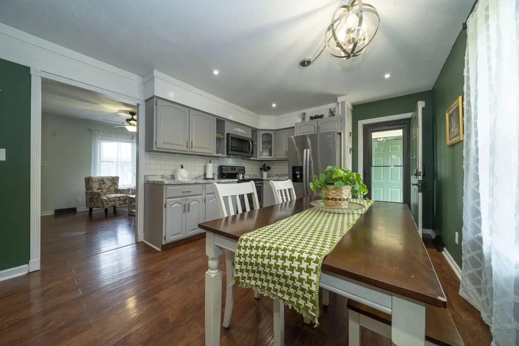 213 Barnett Street Somerset KY 42501