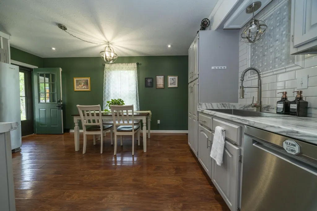 213 Barnett Street Somerset KY 42501