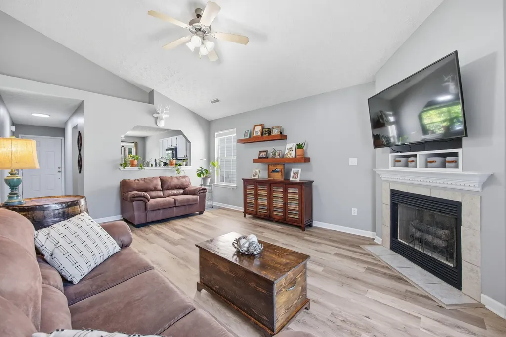 268 Ferndale Pass Lexington KY 40511