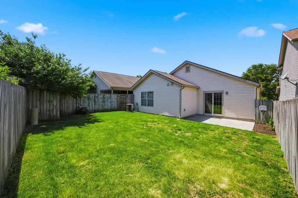 268 Ferndale Pass Lexington KY 40511