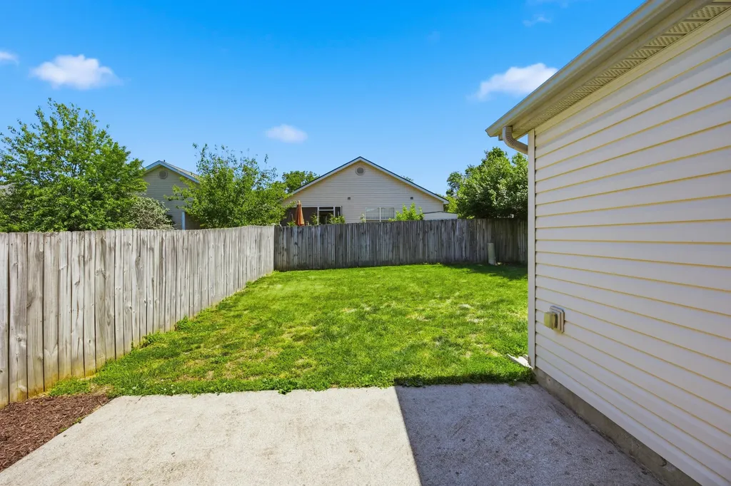 268 Ferndale Pass Lexington KY 40511