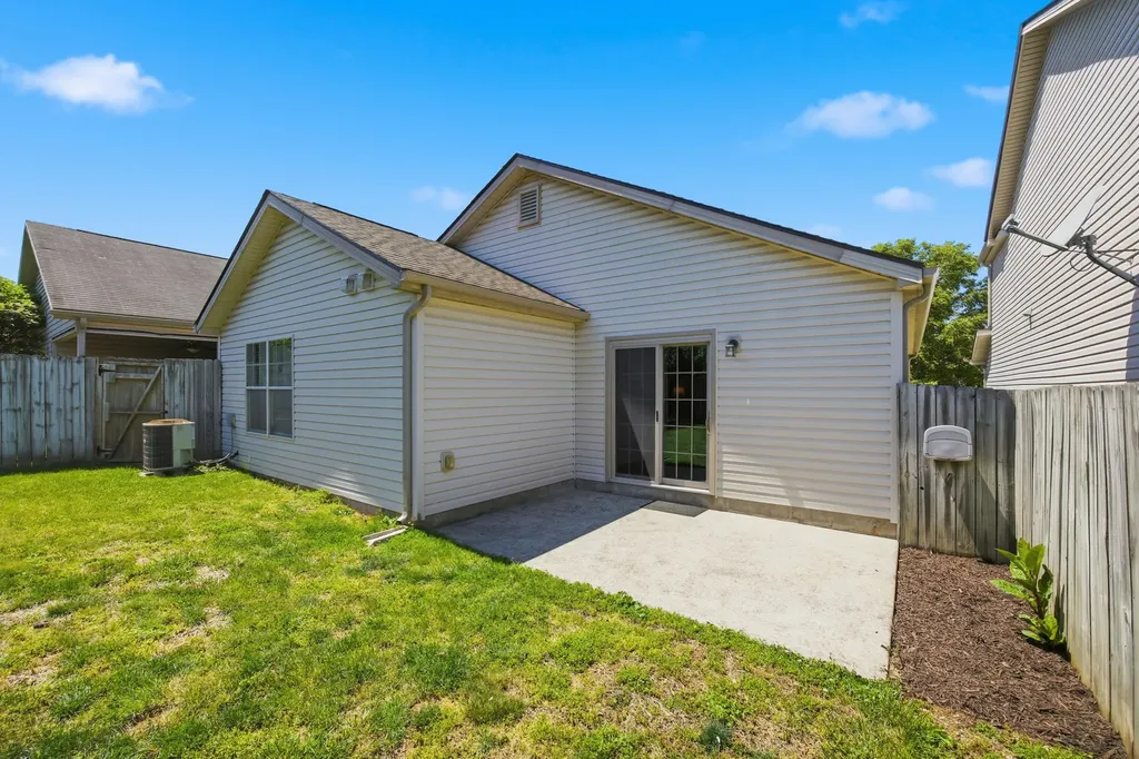 268 Ferndale Pass Lexington KY 40511