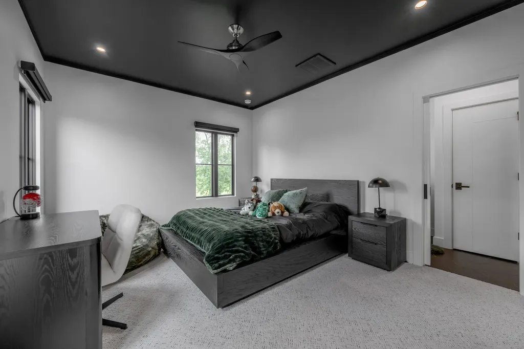 3044 Bobwhite Trail Lexington KY 40509