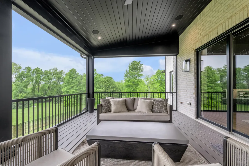 3044 Bobwhite Trail Lexington KY 40509