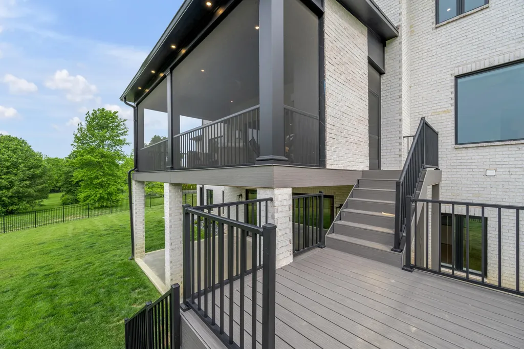 3044 Bobwhite Trail Lexington KY 40509