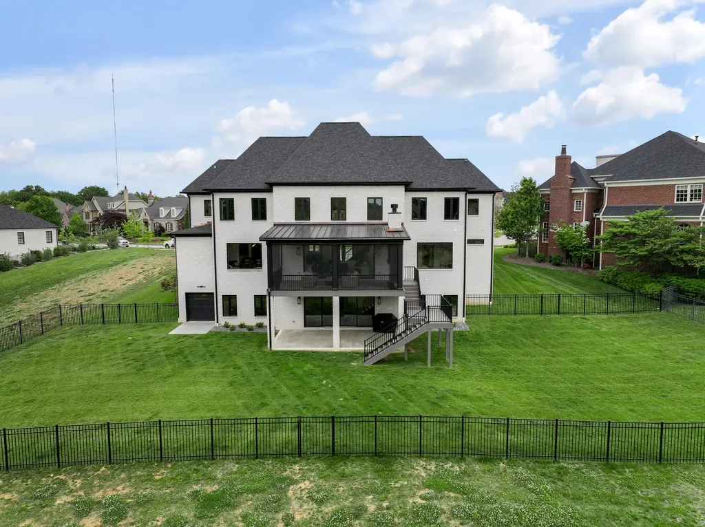 3044 Bobwhite Trail Lexington KY 40509