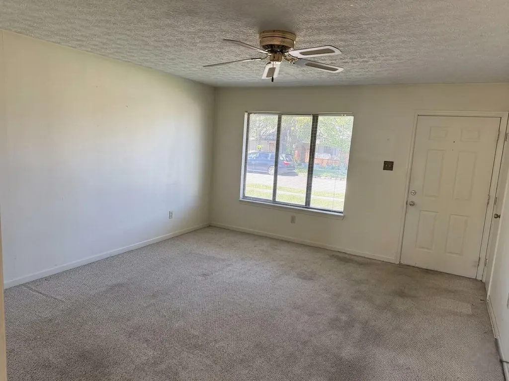 3428 Woodspring Drive Lexington KY 40515