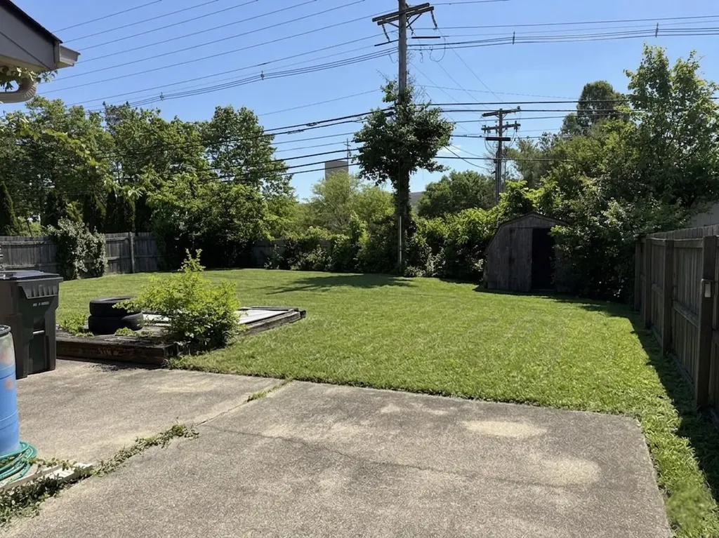 3428 Woodspring Drive Lexington KY 40515