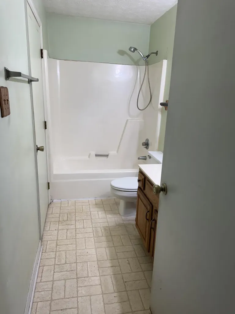 3428 Woodspring Drive Lexington KY 40515