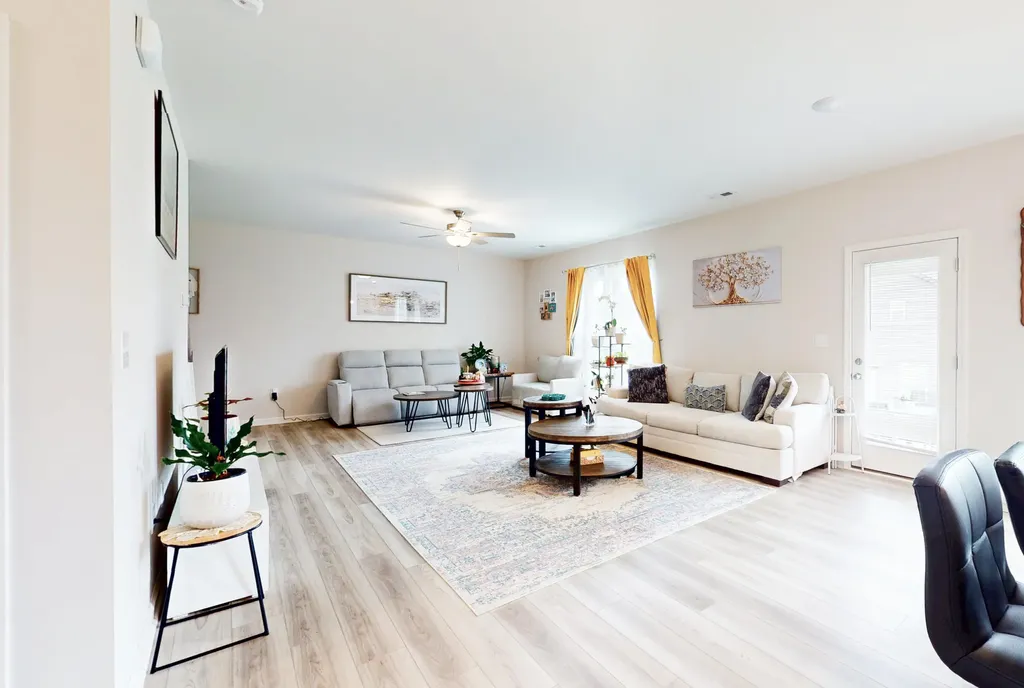 2455 Dittany Lane Lexington KY 40511