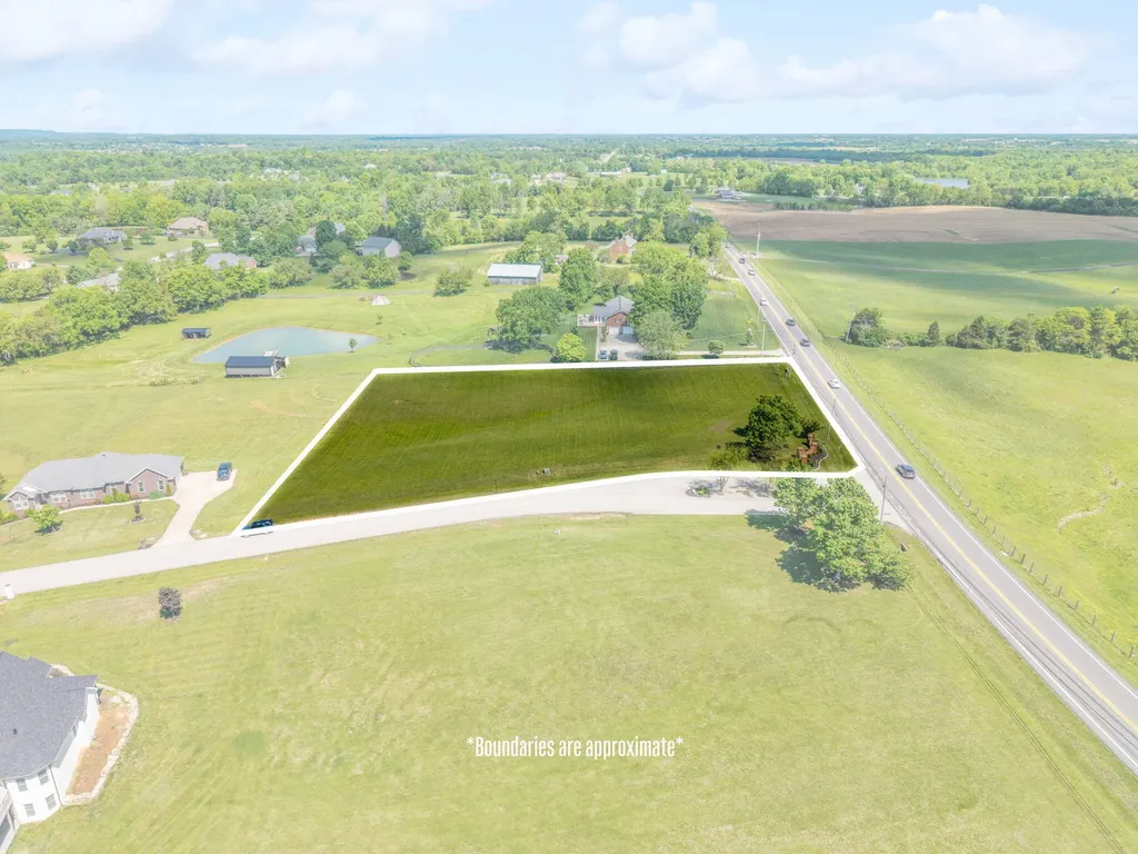 100 & 102 Abbey Ridge Bardstown KY 40004
