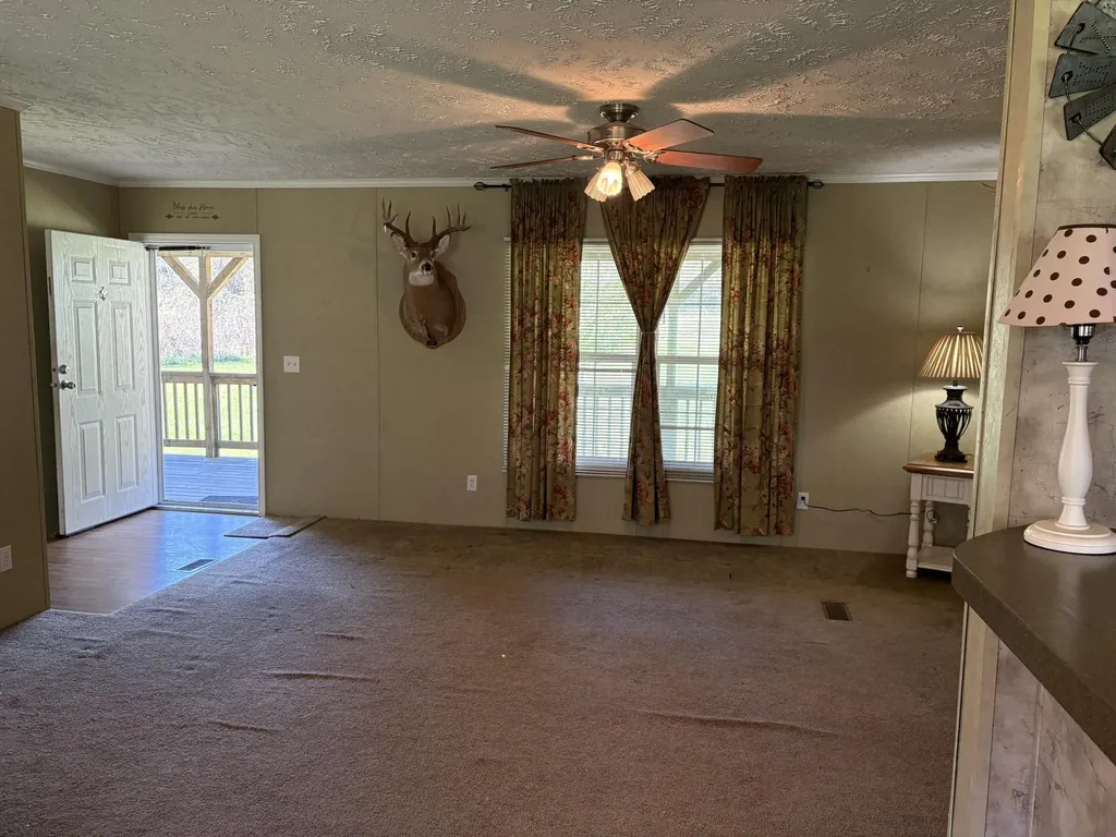 580 Bales Creek Road Manchester KY 40962