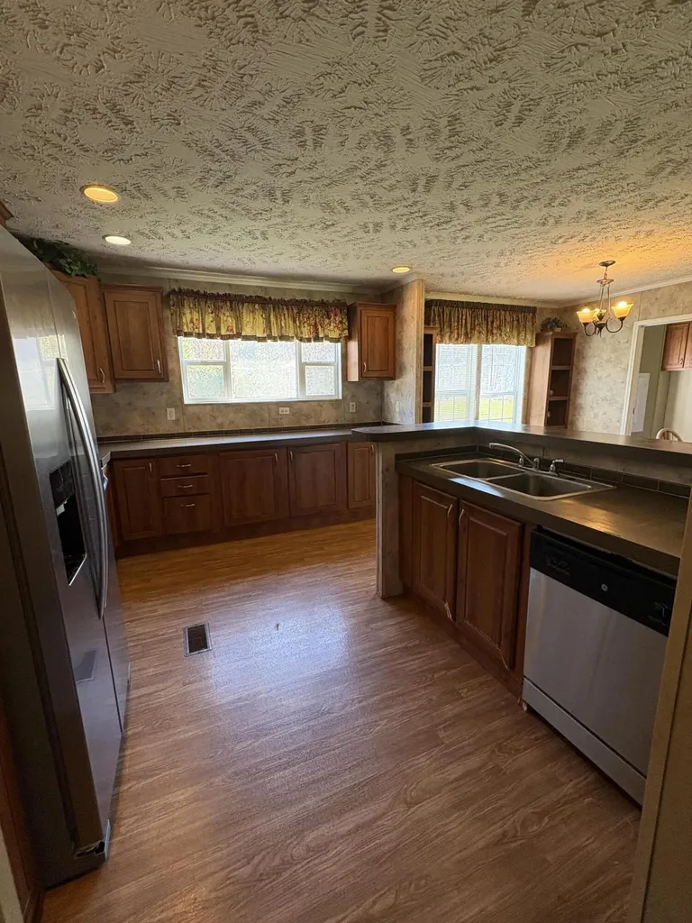 580 Bales Creek Road Manchester KY 40962
