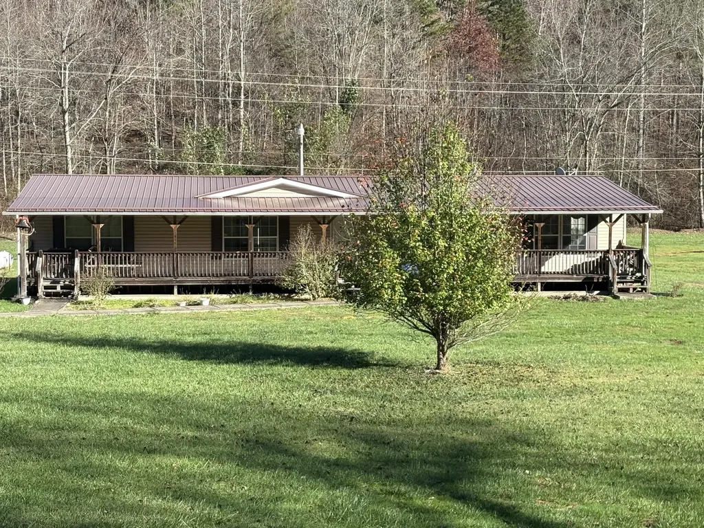 580 Bales Creek Road Manchester KY 40962