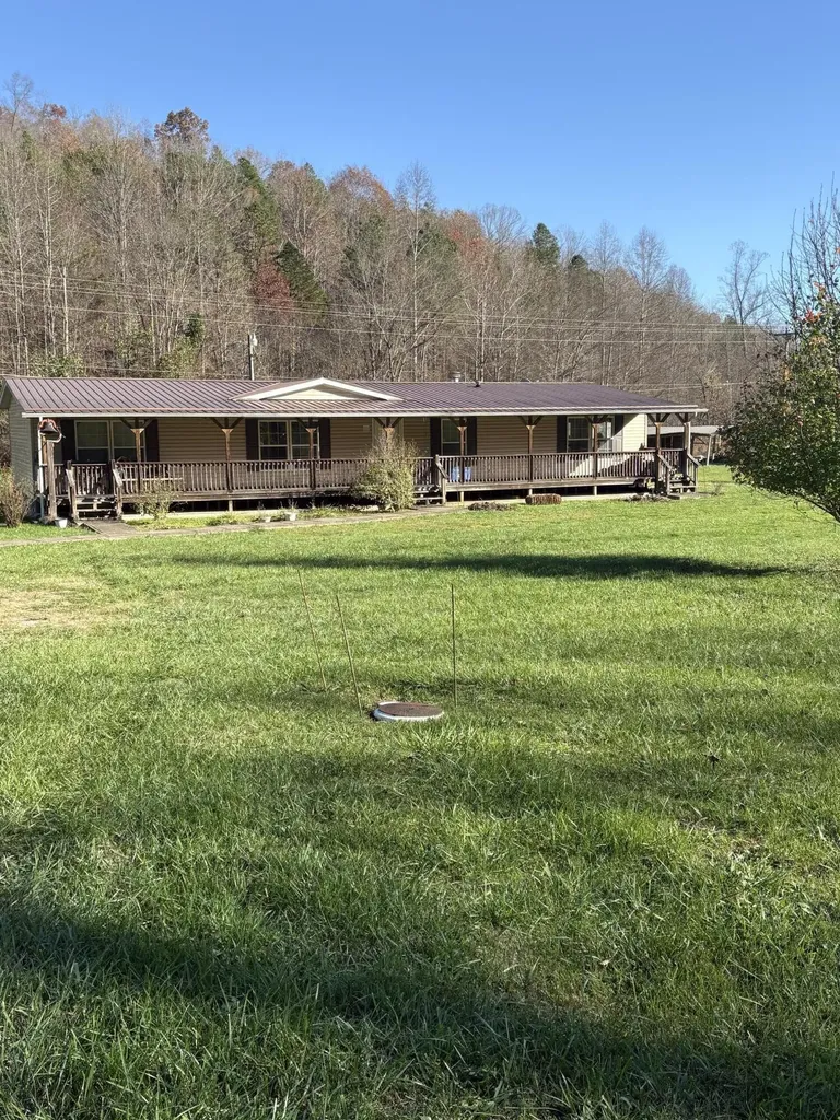 580 Bales Creek Road Manchester KY 40962