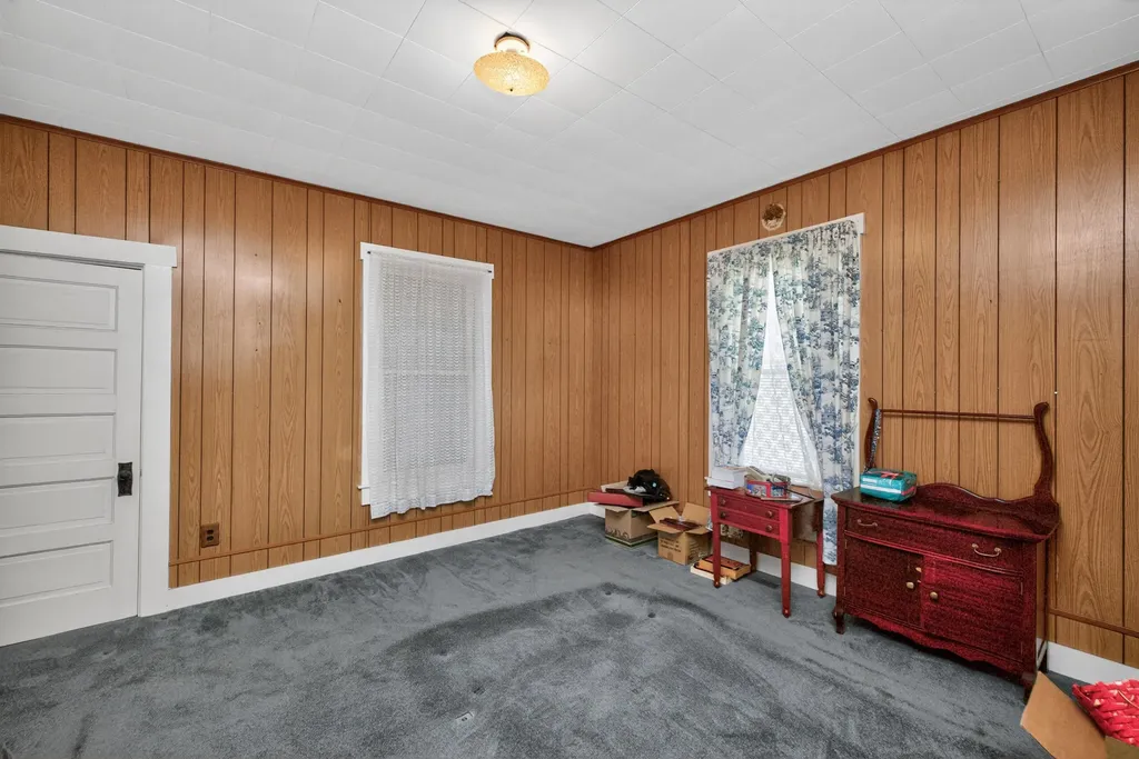 223 W Higgins Street Midway KY 40347