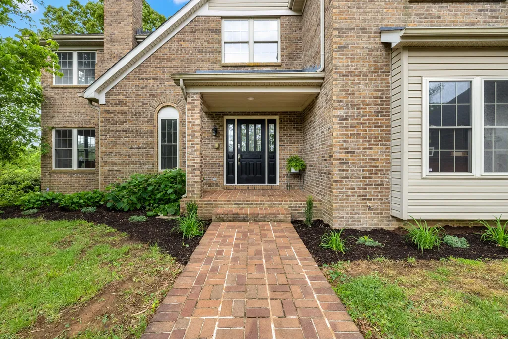5108 Fords Mill Road Versailles KY 40383