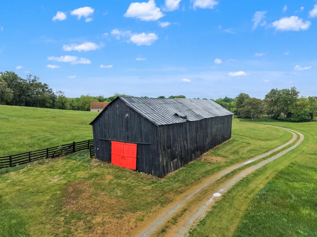 5108 Fords Mill Road Versailles KY 40383