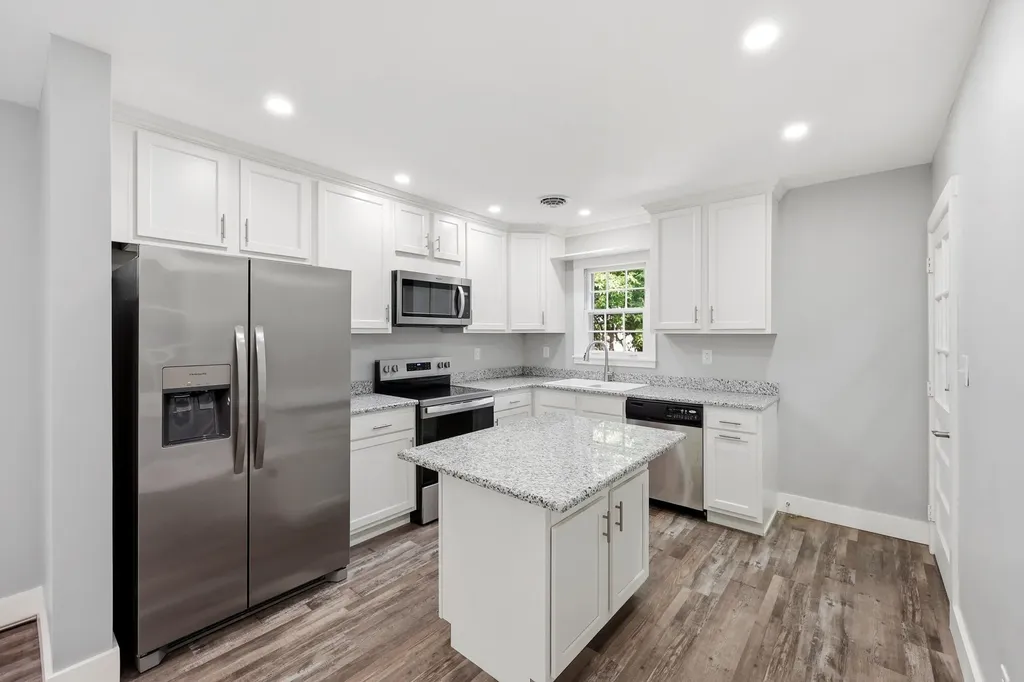 200 Paul Sawyier Drive Frankfort KY 40601