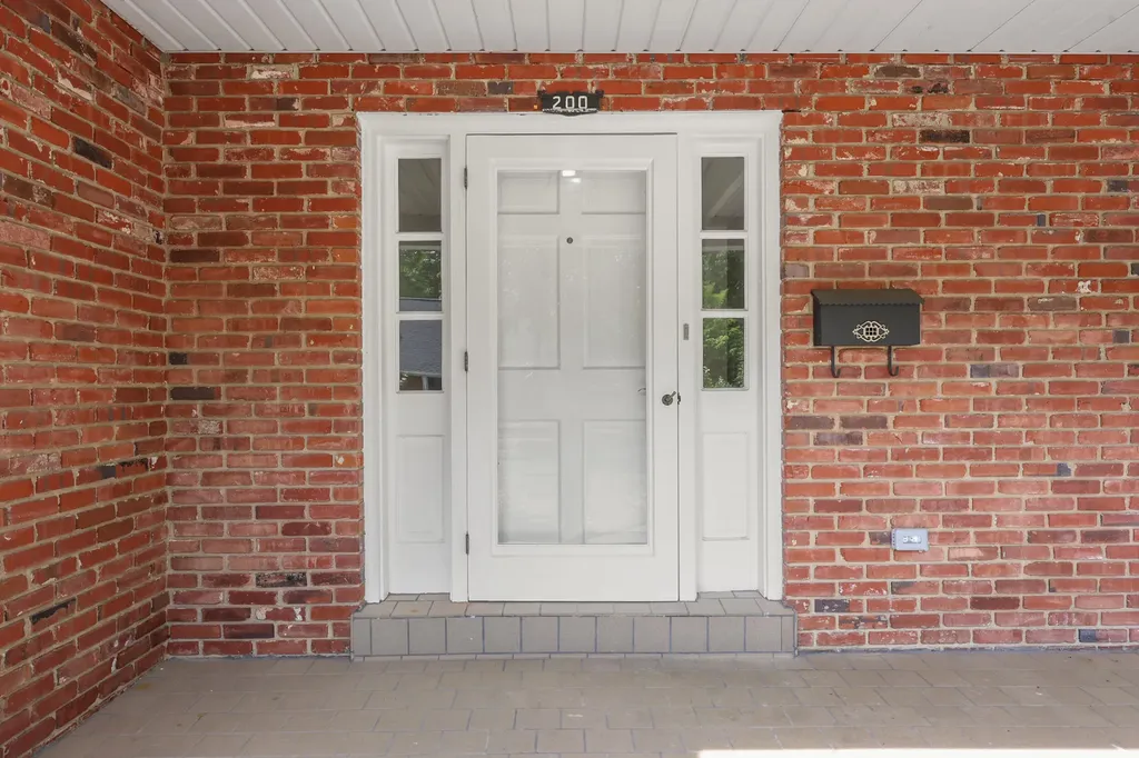 200 Paul Sawyier Drive Frankfort KY 40601