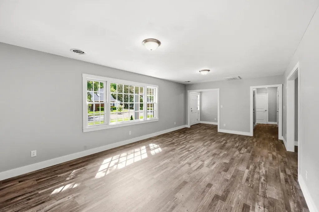 200 Paul Sawyier Drive Frankfort KY 40601