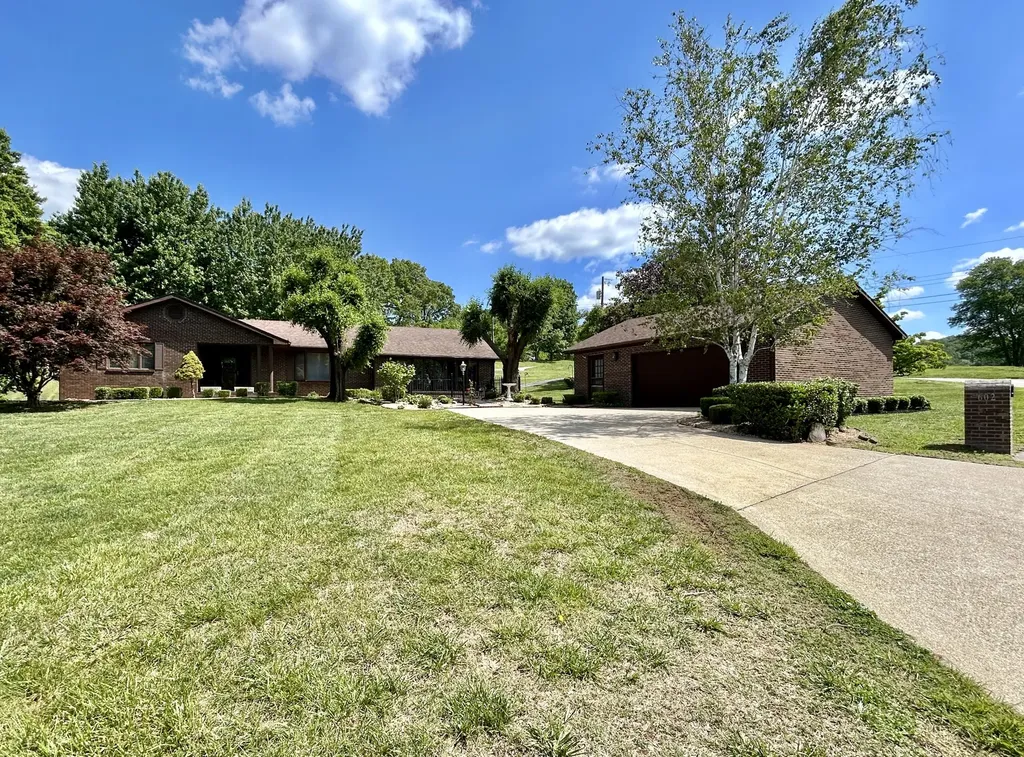 602 Mcguire Street Ferguson KY 42533