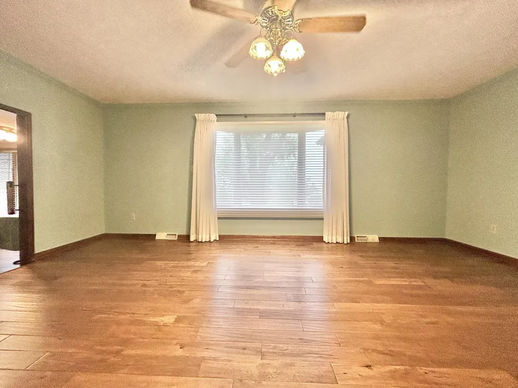 602 Mcguire Street Ferguson KY 42533