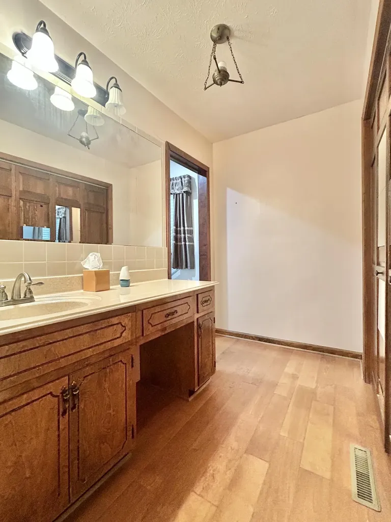 602 Mcguire Street Ferguson KY 42533
