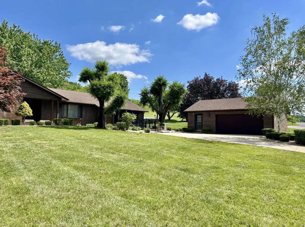 602 Mcguire Street Ferguson KY 42533