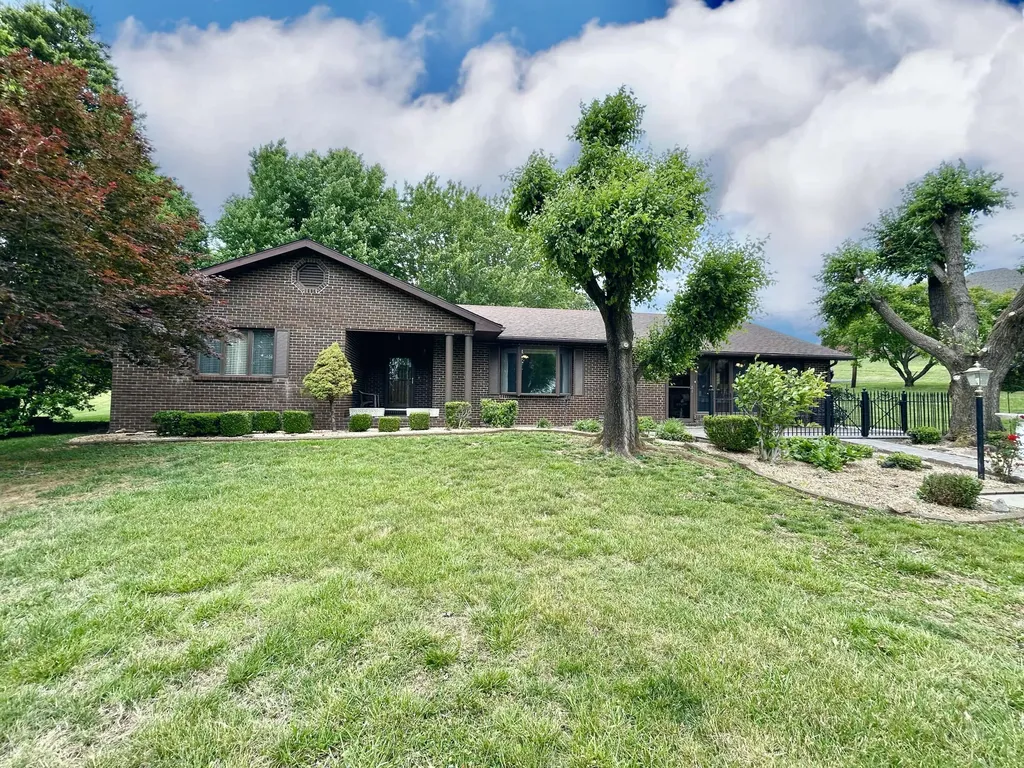 602 Mcguire Street Ferguson KY 42533
