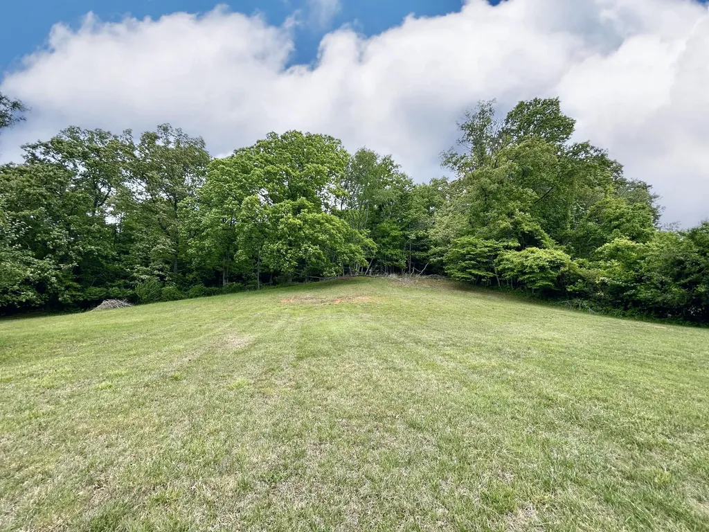 602 Mcguire Street Ferguson KY 42533