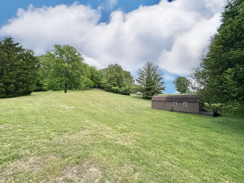 602 Mcguire Street Ferguson KY 42533