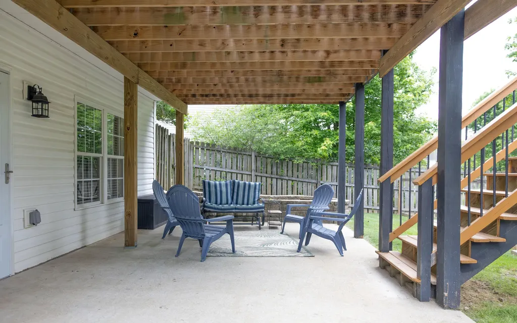622 Adena Trace Versailles KY 40383