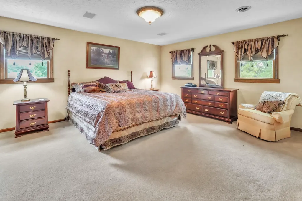 619 Mckee Circle Somerset KY 42503